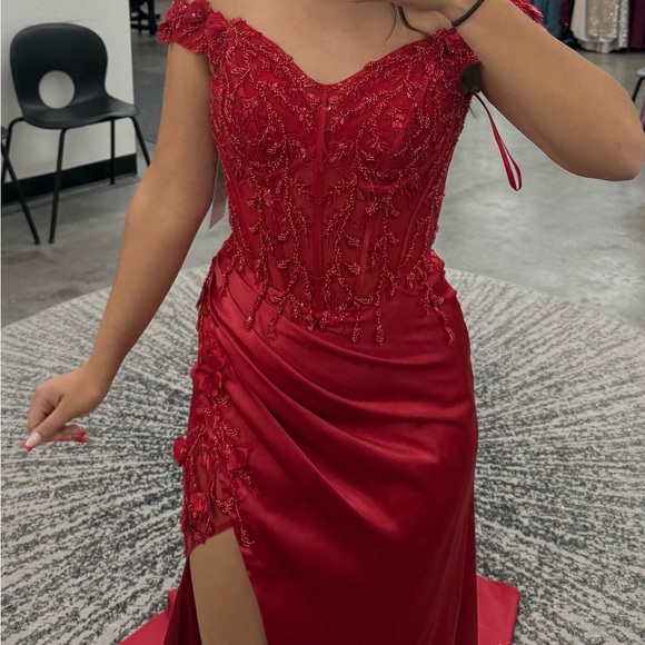 Ladivine By Cinderella Divine Dresses & Skirts - PROM DRESS LA Divine Elegant Red Off-Shoulder